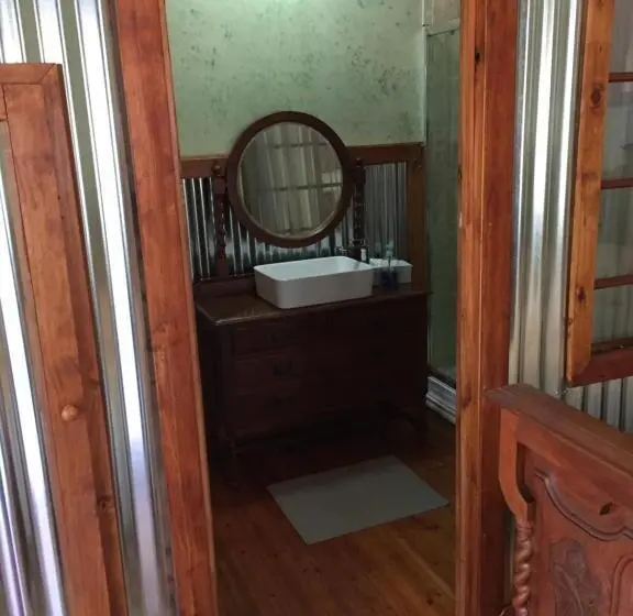 اتاق لوکس, Skinkikofi Guest House