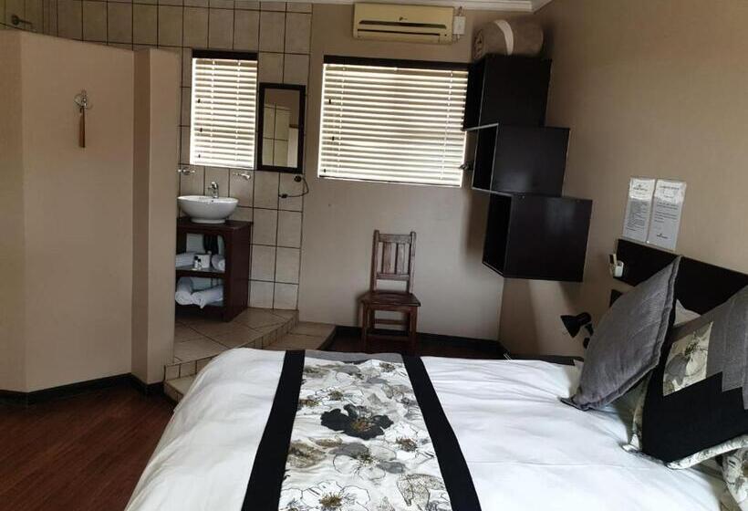 キングサイズベッドのデラックスルーム, Tsessebe Guesthouse