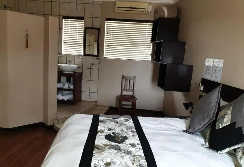 キングサイズベッドのデラックスルーム, Tsessebe Guesthouse