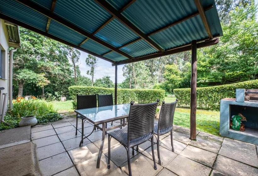 Семейный Номер, Waterford Manor