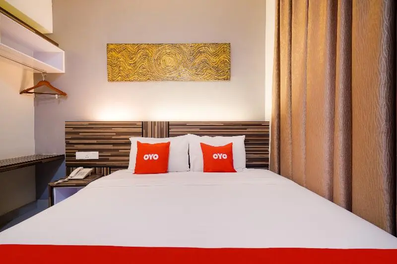 اتاق لوکس با تخت بزرگ, Gm Holiday  Permai Jaya