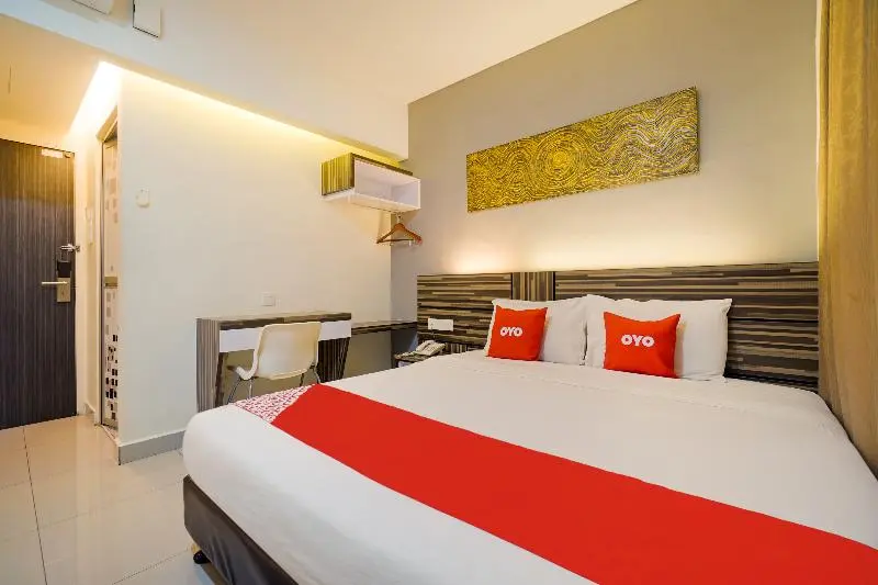 اتاق لوکس با تخت بزرگ, Gm Holiday  Permai Jaya