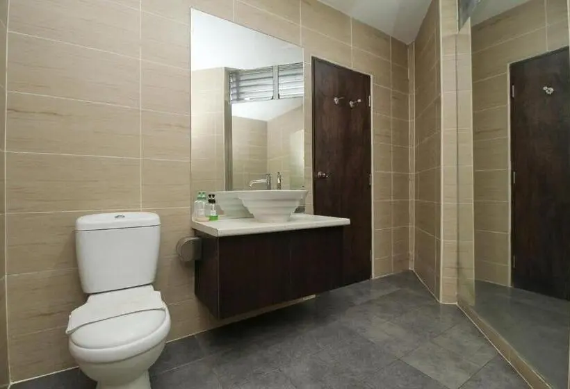 Premium Kolmen Hengen Huone, Grand Kapar Hotel Klang Sentral