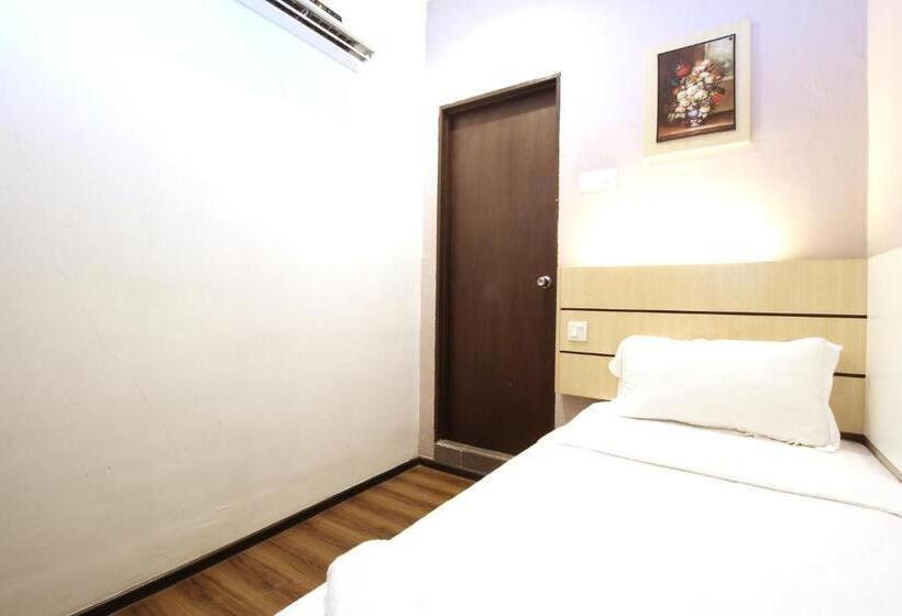 Номер Стандарт Индивидуальный, Grand Kapar Hotel Klang Sentral