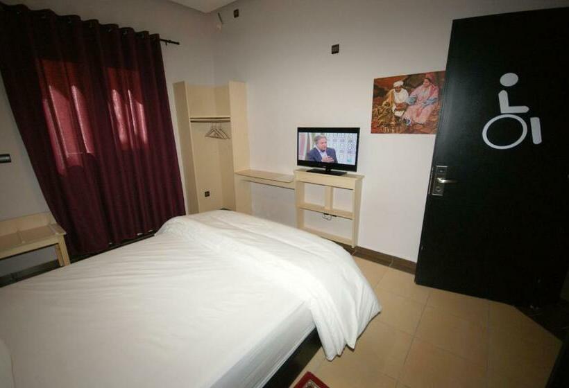 חדר סטנדרט מותאם לאדם עם מוגבלויות, Inou