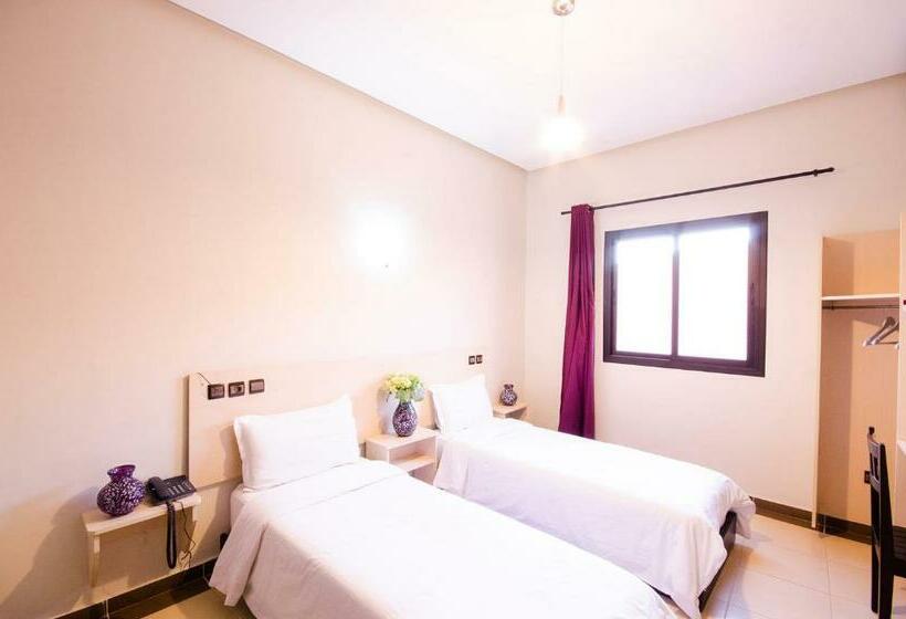 חדר סטנדרט, Inou