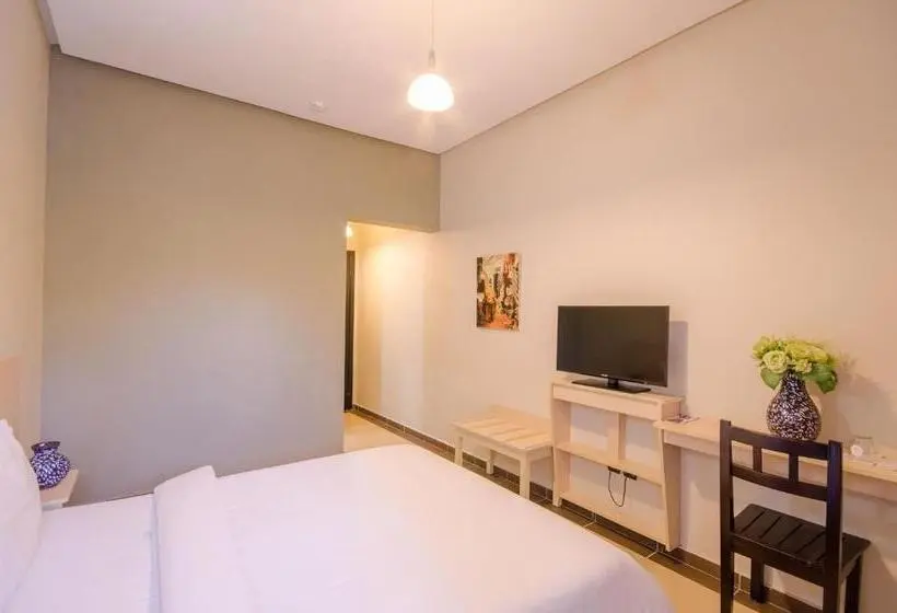 Standard Yhden Hengen Huone, Inou