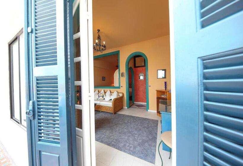 جناح جونيور, L'hippocampe