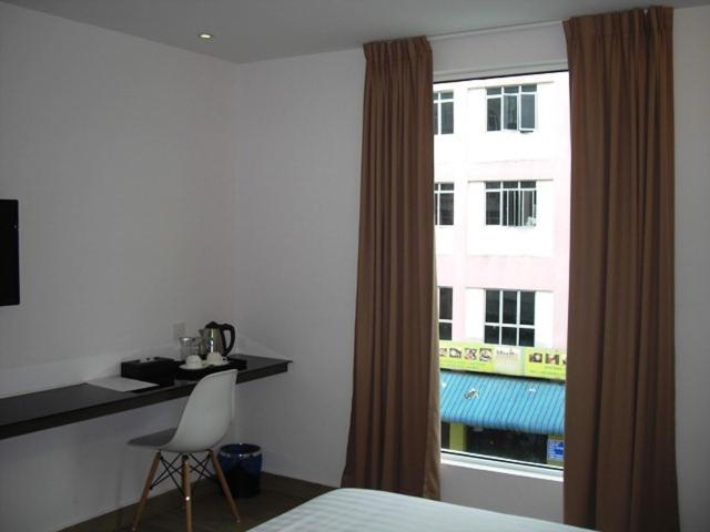 Habitació Triple Estàndard, Marvelot