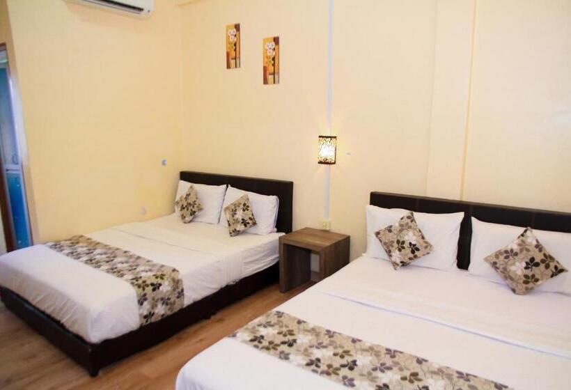 غرفة عائلية, Myra Hotel Mersing