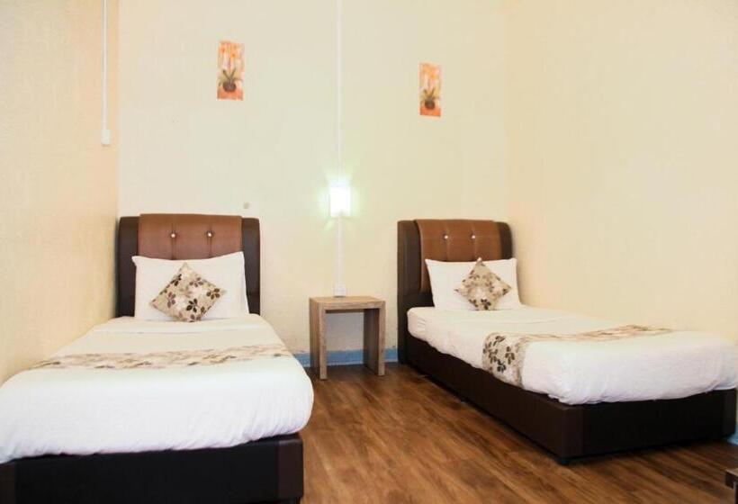 스탠다드 룸 공동 욕실, Myra Hotel Mersing