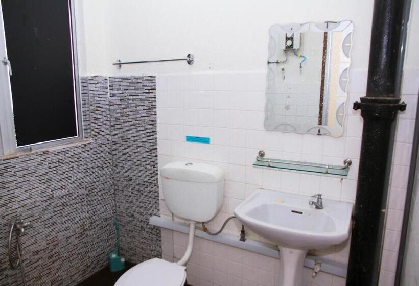 غرفة قياسية حمام مشترك, Myra Hotel Mersing