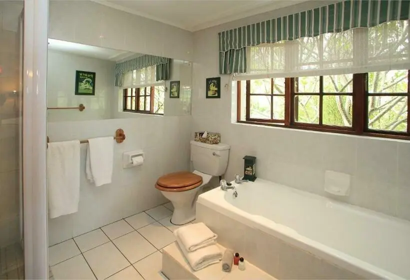Standard Kolmen Hengen Huone, Mont Fleur B&b