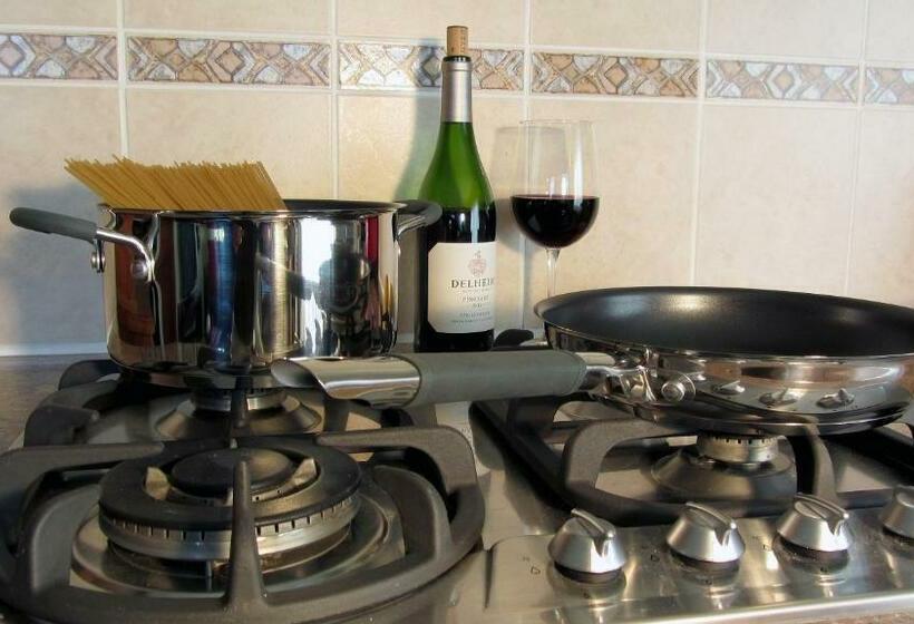 شقة ديلوكس غرفة واحدة, Somerset Sights B&b