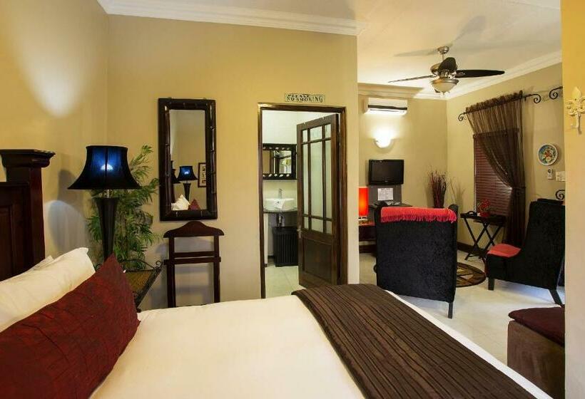 Номер Deluxe, The Royal Palm B&b