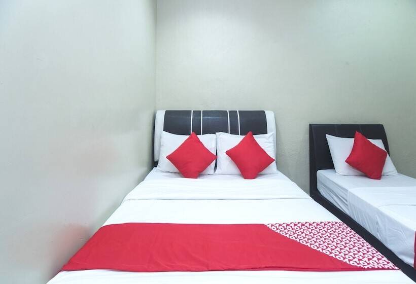 جناح سوبيريور, Village View Motel