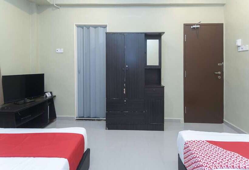 جناح عائلي, Village View Motel