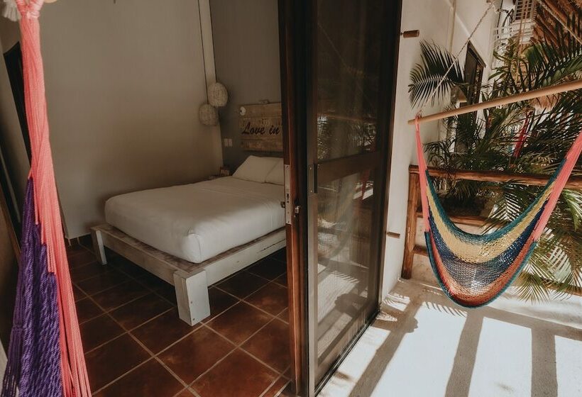 חדר סופריור, 40 Cañones