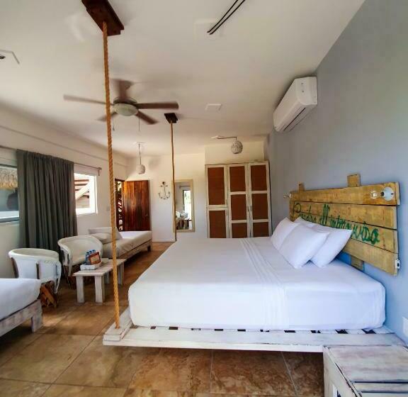 Люкс Вид на Море, 40 Cañones