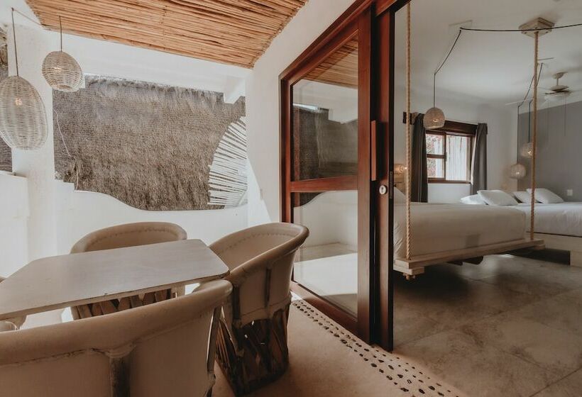 סוויטה נוף לים, 40 Cañones