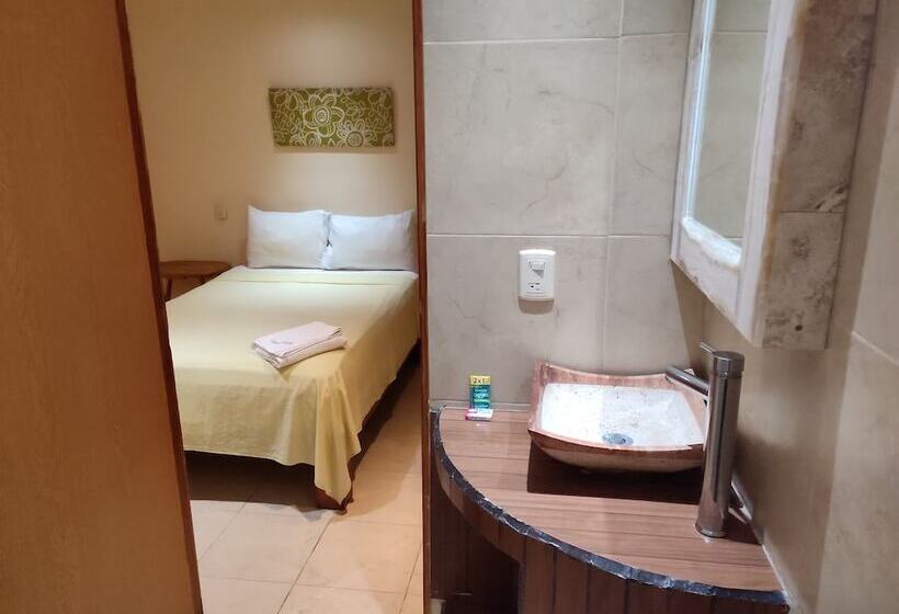 חדר סטנדרט, Ashly