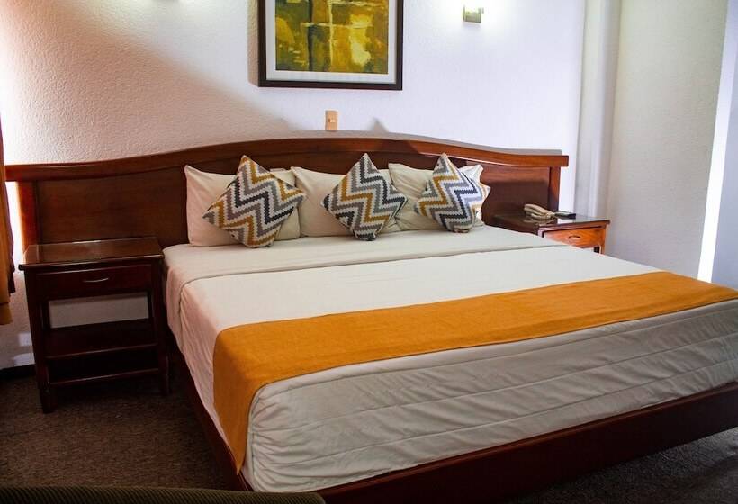 スタンダードルーム, Florida De Tuxpan