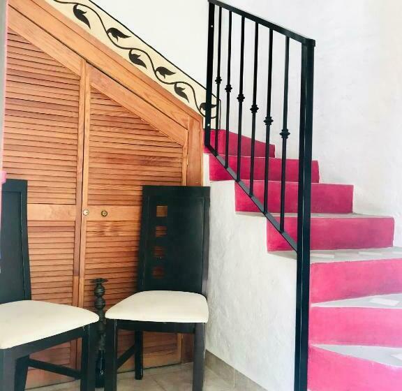 スタンダードルーム, Casa Blanca