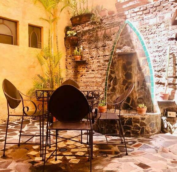 キングサイズベッドのデラックスルーム, Casa Blanca