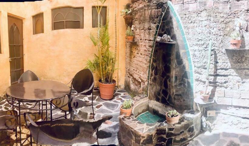 חדר דחוקס עם מיטת קינג, Casa Blanca