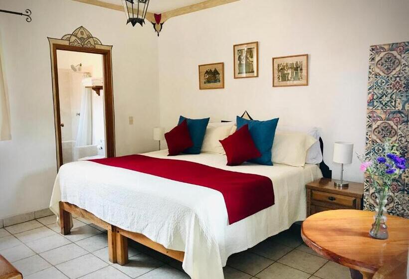 キングサイズベッドのデラックスルーム, Casa Blanca