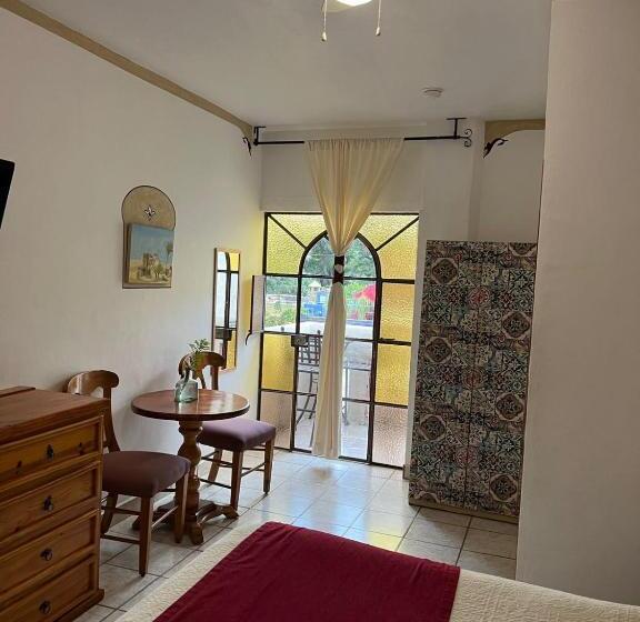 キングサイズベッドのスタンダードルーム, Casa Blanca