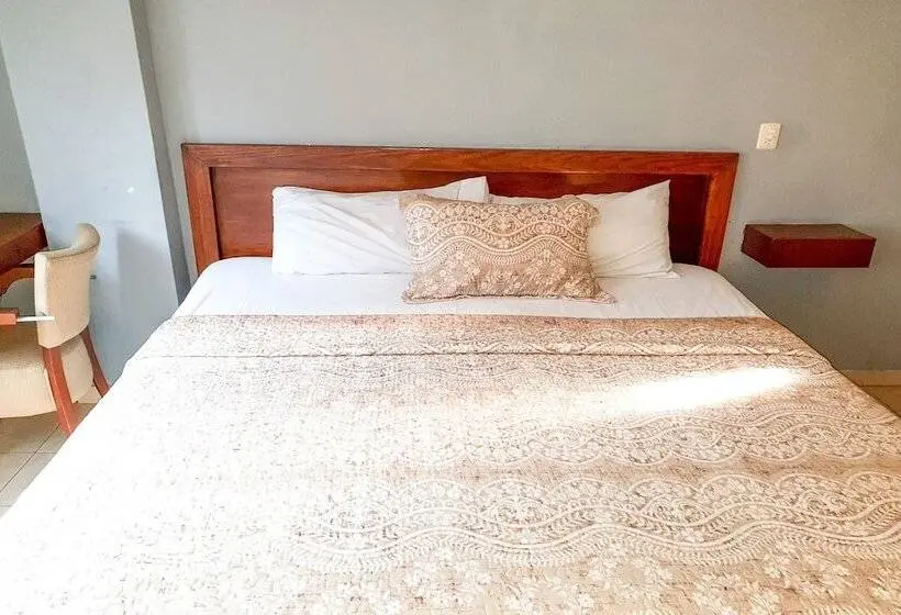 Superior-huone, Capital O Hotel Casa Blanca