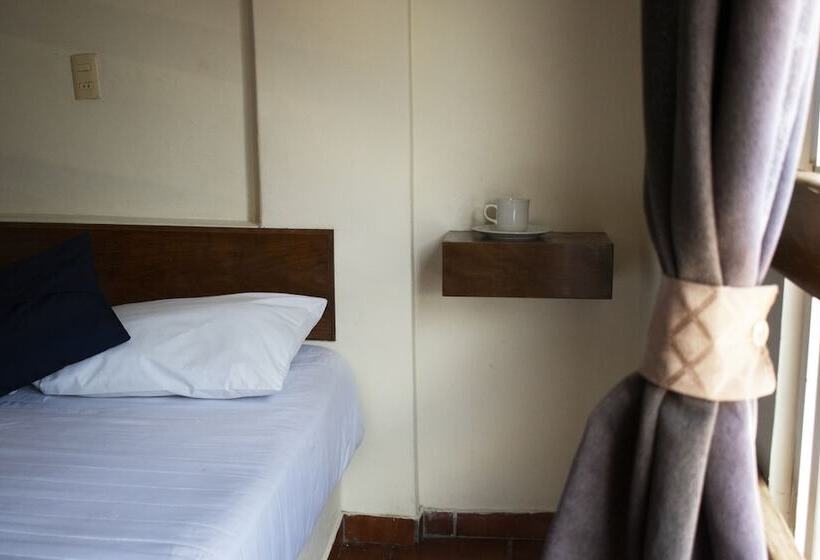 标准间, Capital O Hotel Casa Blanca