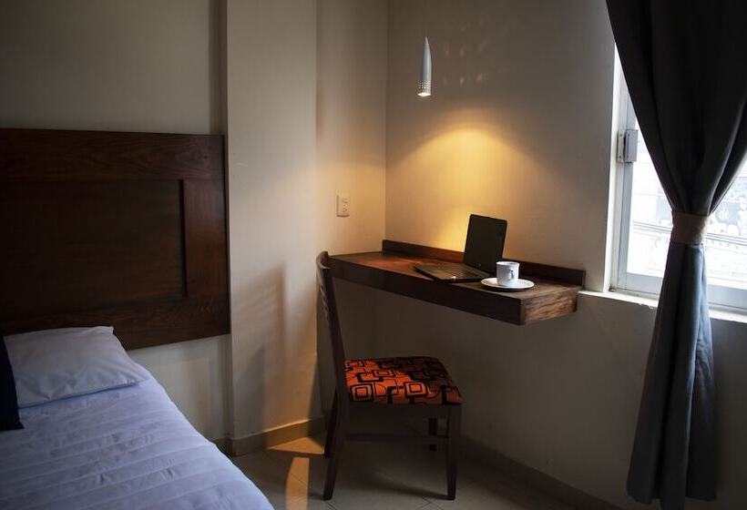 スタンダードルーム, Capital O Hotel Casa Blanca
