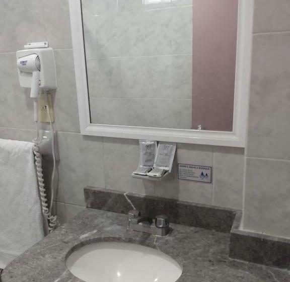 سوئیت با وان آب گرم, Cuba