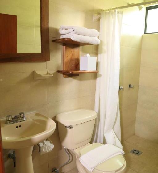 Трехместный Номер Стандарт с Балконом, El Molino Hotel Boutique