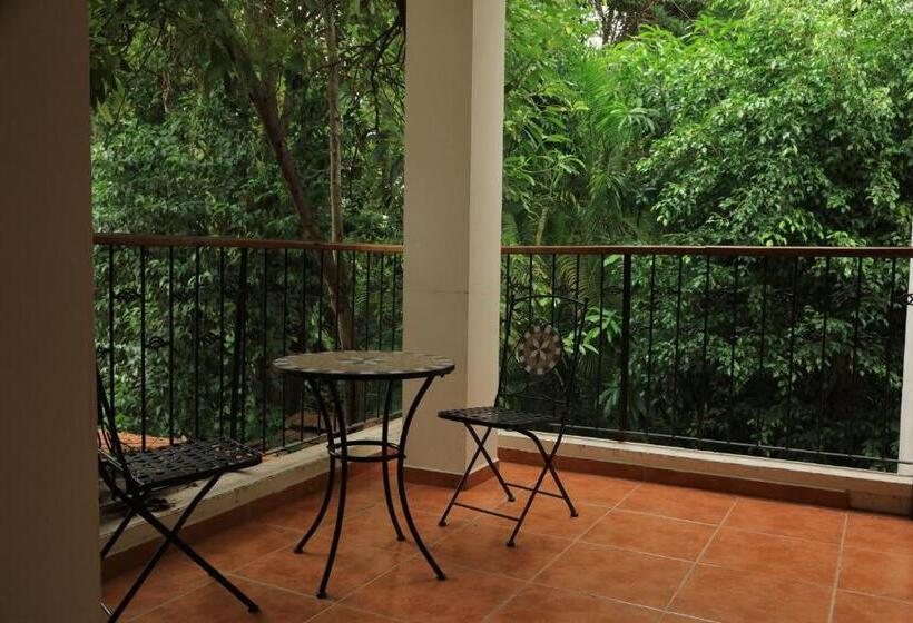 Трехместный Номер Стандарт с Балконом, El Molino Hotel Boutique