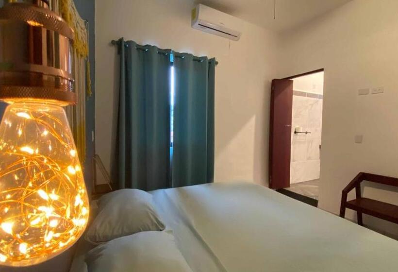 חדר סטנדרט עם מיטת קינג, Howlita Tulum   Adult Only