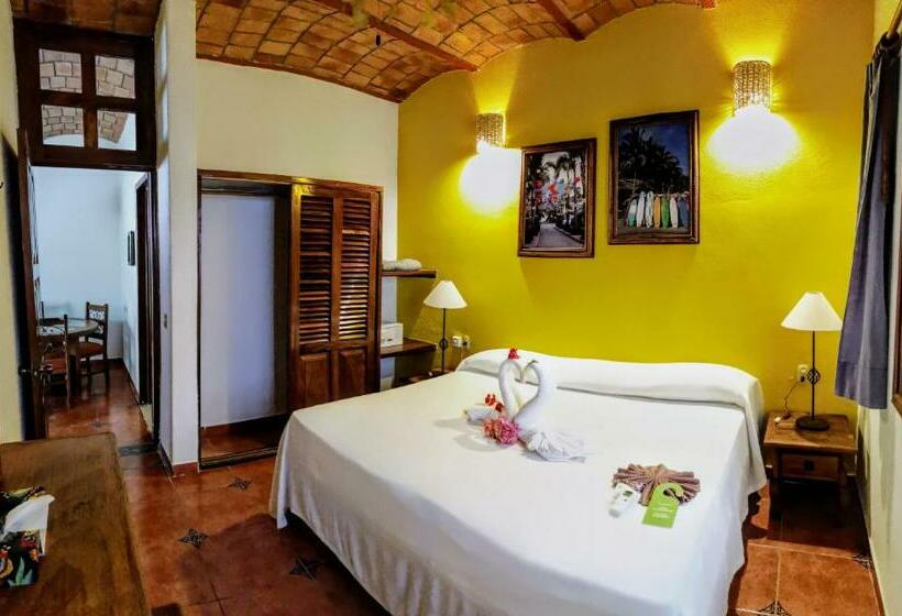 חדר סופריור, Ito Los Sueños