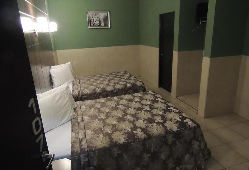 חדר דלוקס, Metropolitano Tampico