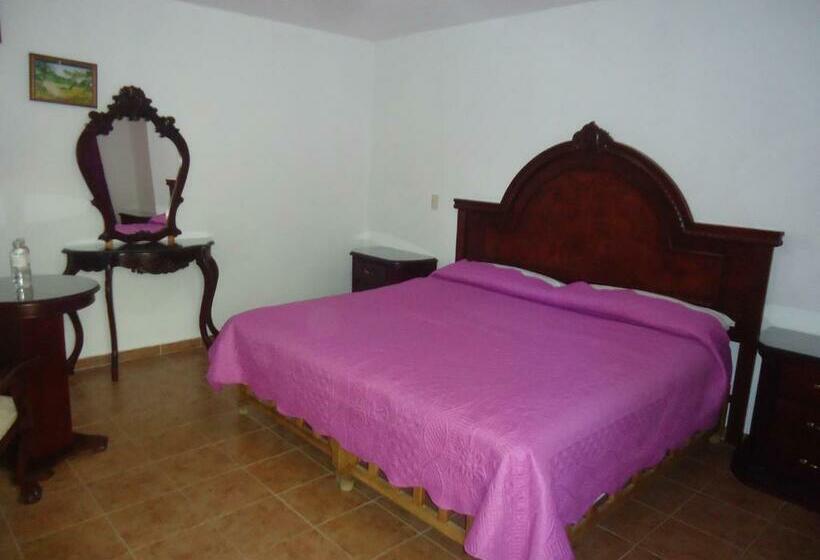 غرفة قياسية سرير كينج, San Isidro