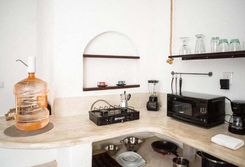 استودیوی استاندارد, Villa Los Mangles Boutique