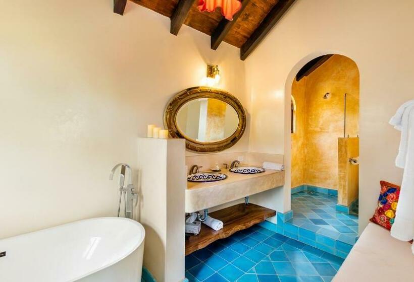 キングサイズベッドのデラックススイート, Villa Santa Cruz