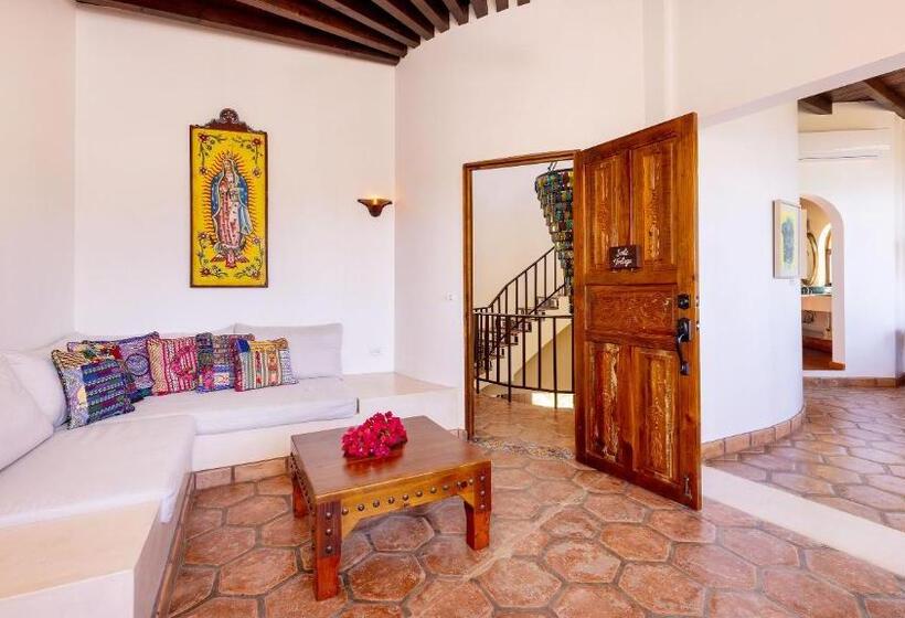 デラックススイート, Villa Santa Cruz
