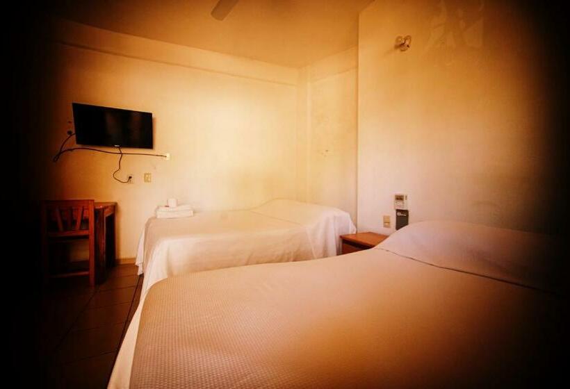 四人标准间, Yurimar