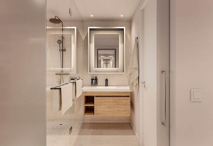 标准工作室, Innside by Meliá Madrid Valdebebas