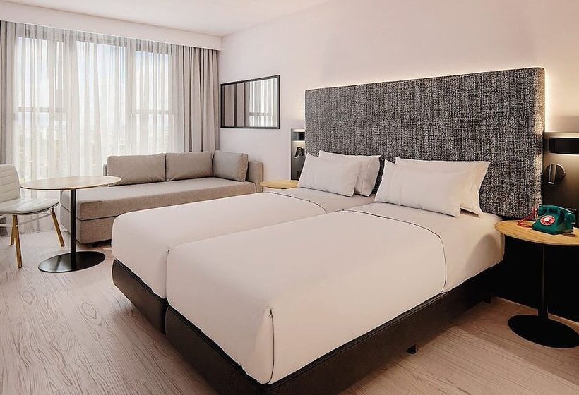 标准工作室, Innside by Meliá Madrid Valdebebas