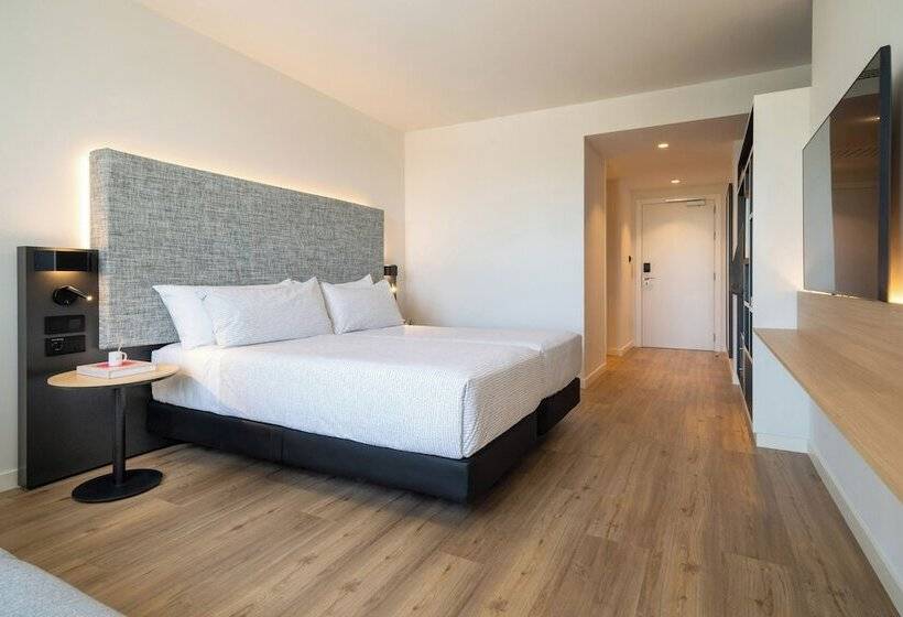 带露台的标准工作室, Innside by Meliá Madrid Valdebebas