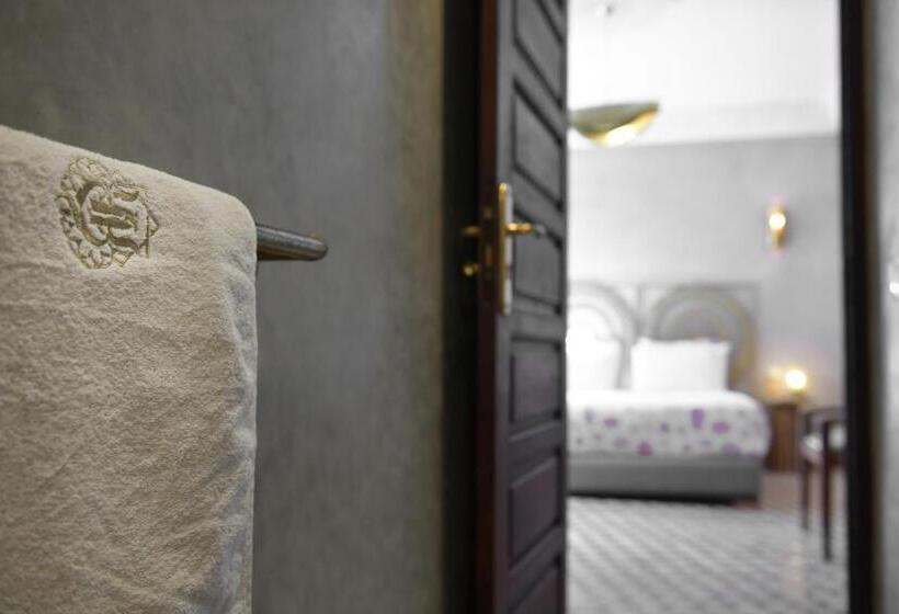 Quarto standard vista piscina, Riad Palau Marrakech