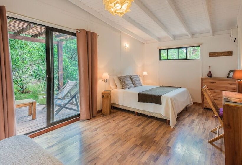 Трехместный Номер Комфорт, La Maison Suites & Gastronomía